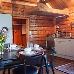 بيت للعطل Authentic Located Close To Reinebringen Lofoten *