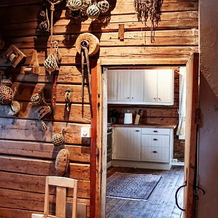 Authentic Fisherman'S Cabin In The Heart Of Reine, Lofoten *