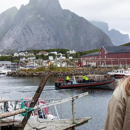 Authentic Fisherman'S Cabin In The Heart Of Reine, Lofoten 雷讷
