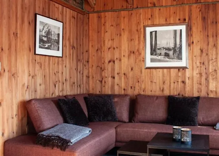 Semesterbostad Authentic Located Close To Reinebringen Lofoten