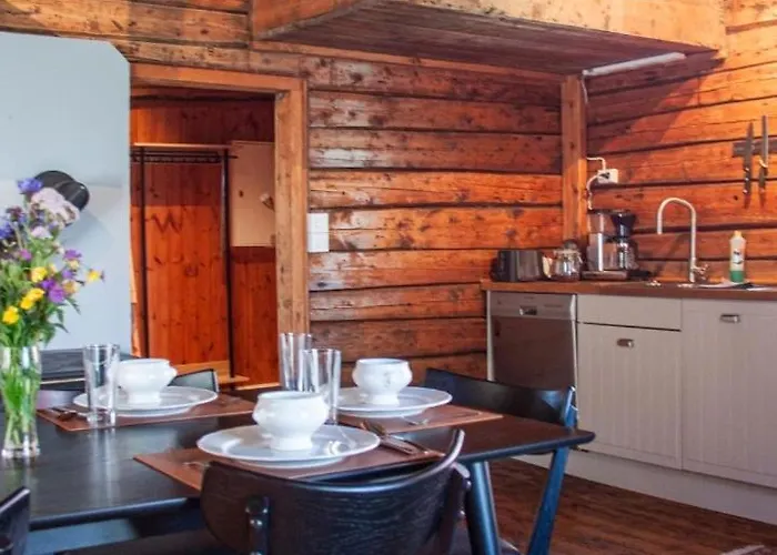 Semesterbostad Authentic Located Close To Reinebringen Lofoten *